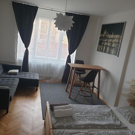 Newly Refurbished Central Прага Экстерьер фото